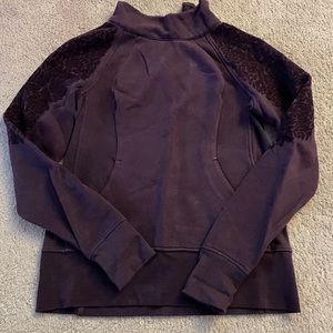 Lululemon pullover sweatshirt